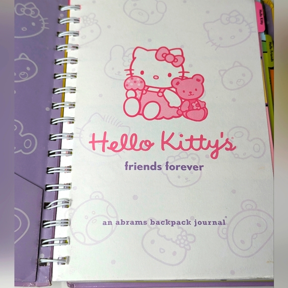 Hello Kitty backpack journal - Picture 4 of 9